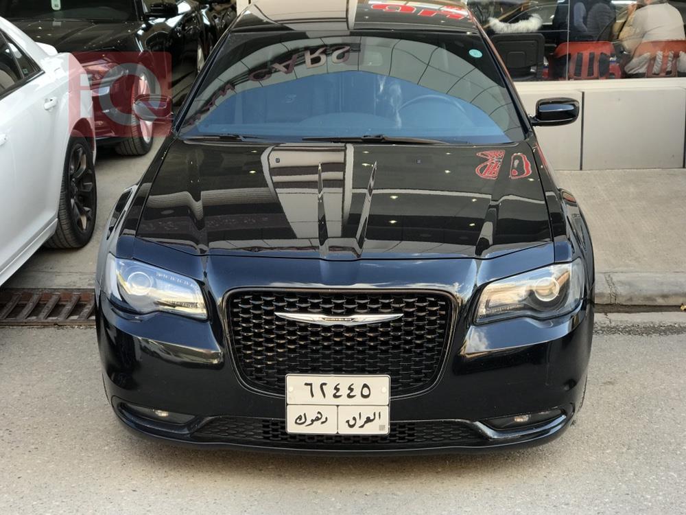 کرایسلەر 300